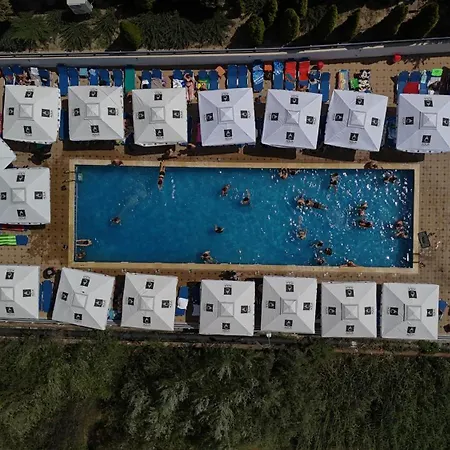 Pensiunea Lebada-3